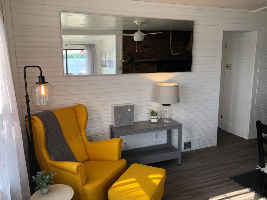 14. Beachfront Cabin Evans Lake Resort