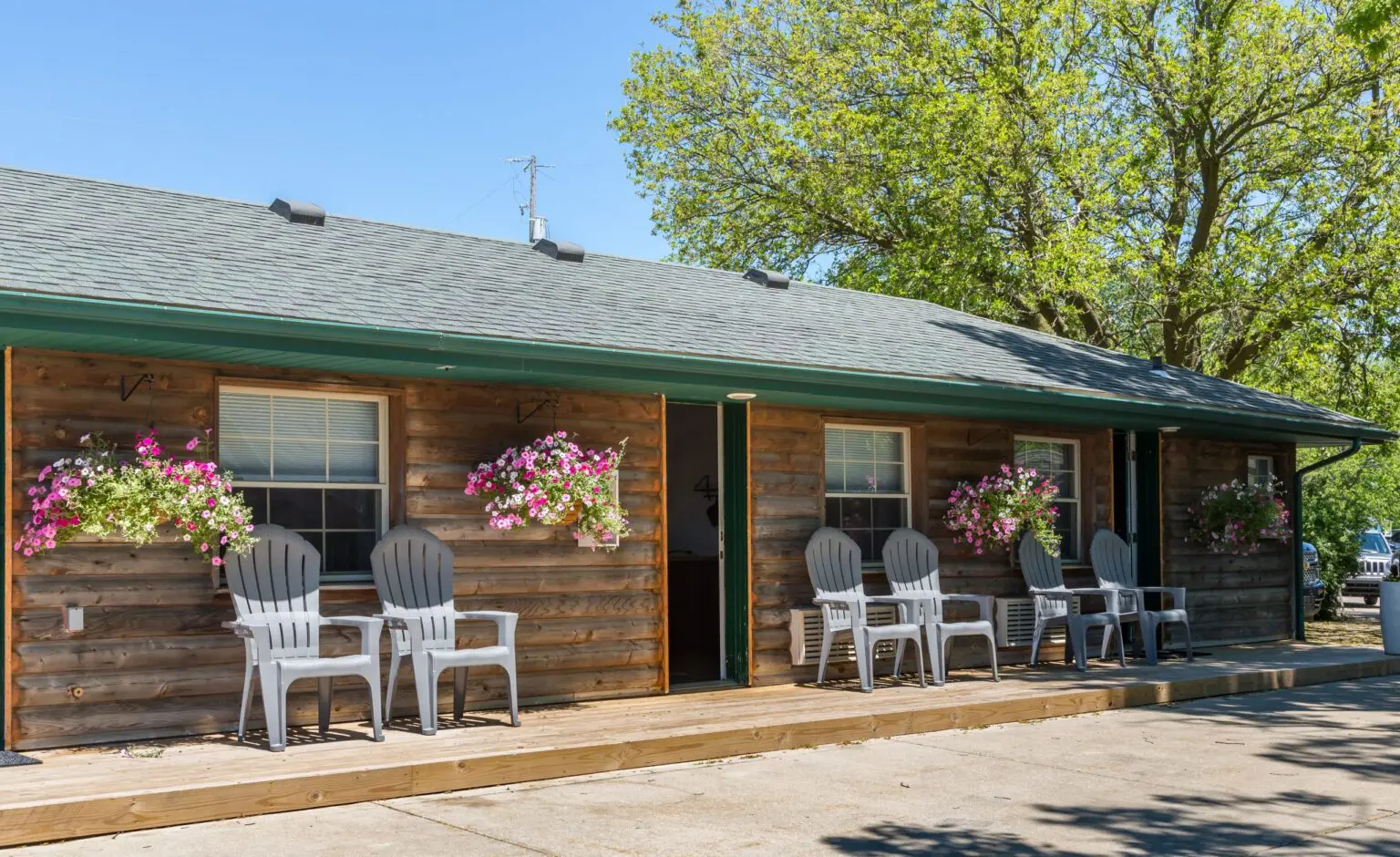 10. Lake View Plus Evans Lake Resort